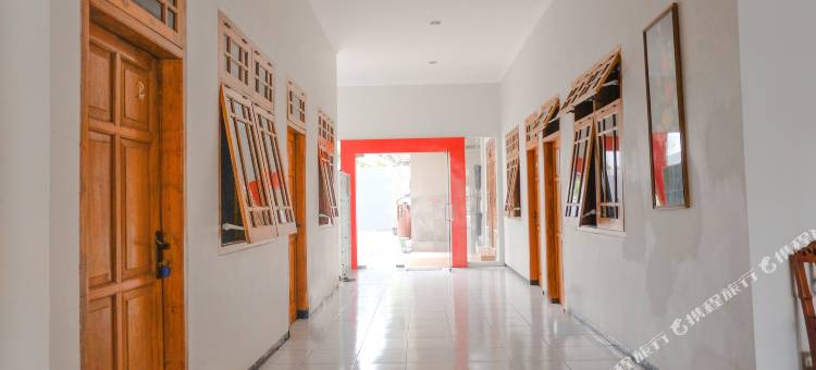 首都O1362芝利翁宾馆-清真(Reddoorz at Ciliwung Guest House Syariah)图片