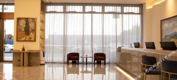 兰欧酒店(青岛动车小镇科技馆天安科创城店)图片