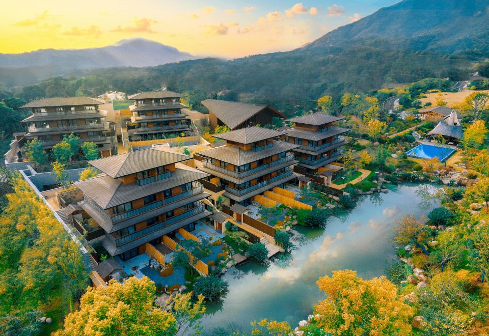 杭州春之屋温泉酒店外景图