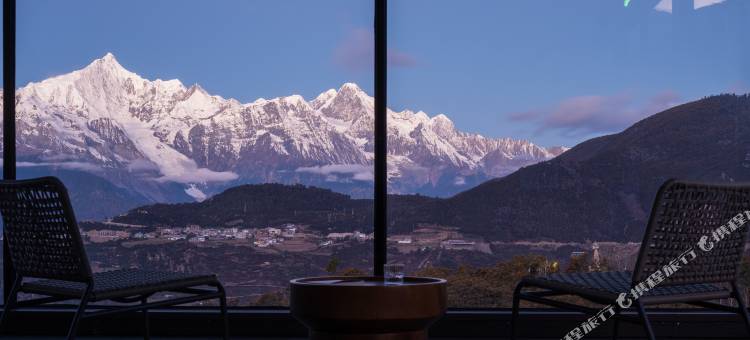德钦雪山千诺梅里酒店图片