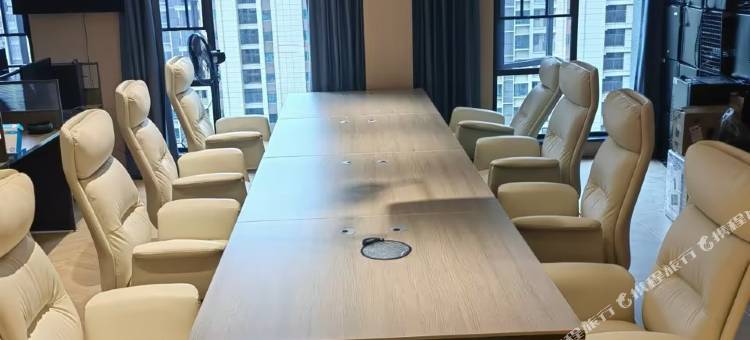 克莱熊臻品民宿(汇金天虹商场店)图片