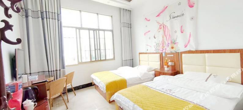 盘州坪地露娟客栈图片