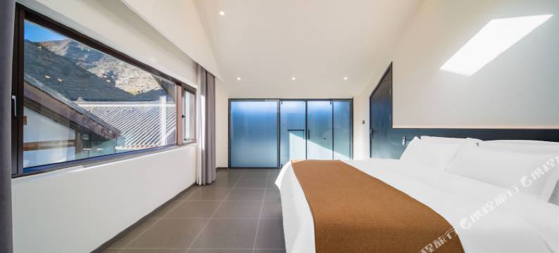 松潘夏尔巴·辛饶酒店(松州古城店)图片