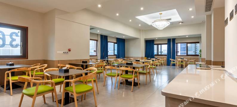 悦楹酒店(苏宁广场户部山地铁站店)图片