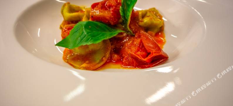 露戈马雷酒店(Hotel Lungomare)图片