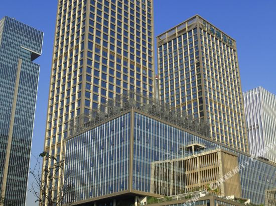 深圳海德酒店    分(暂无点评) 1214起距离610米立即预订