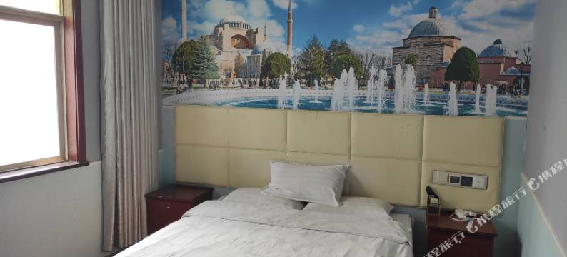 洛阳金燕主题酒店图片