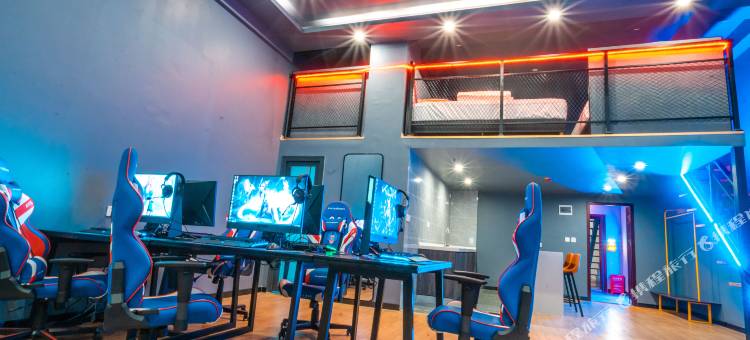 方柚电竞酒店(昆明新迎新城石闸地铁站店)图片