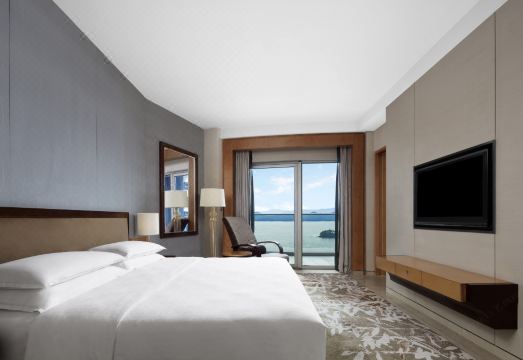 Sheraton Qiandao Lake Resort Hotel Overview