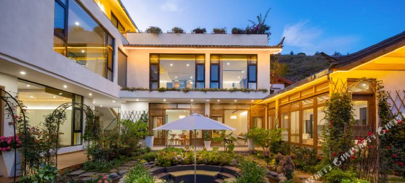 如苑公馆·RooYen丨雪映青龙桥·云栖Reverie美宿(束河古镇店)图片