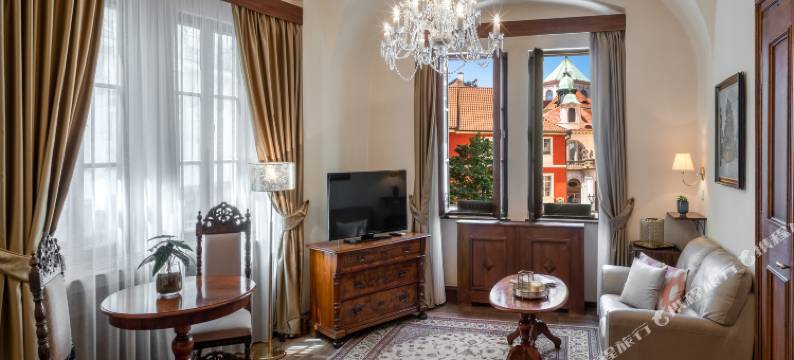 奥瑞斯酒店 由阿德雷兹生活(Hotel Aurus by Adrez)图片