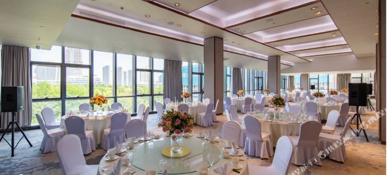 青岛西海岸城市阳台美仑酒店图片