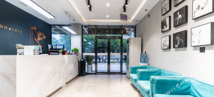 骏怡精选酒店(西安外国语大学长安校区店)图片