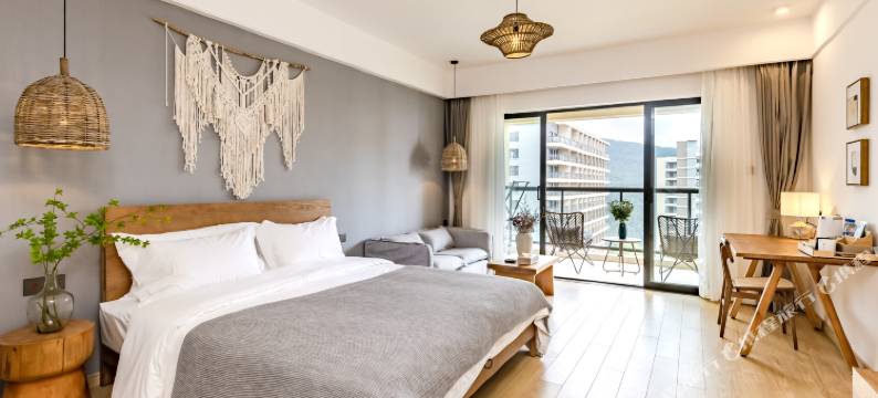 有戏度假酒店(抚仙湖太阳山漫园店)图片