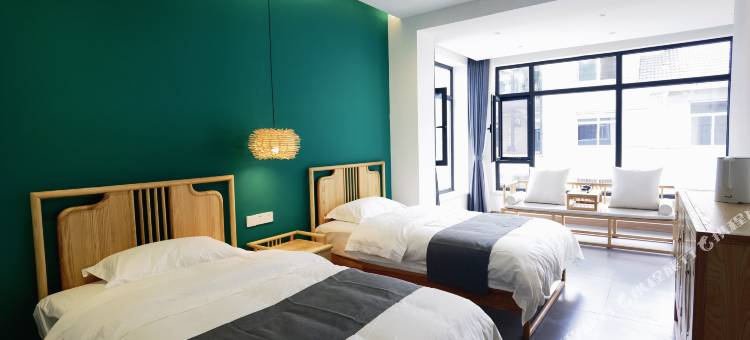 五台山花開見孺童·山居精舍图片