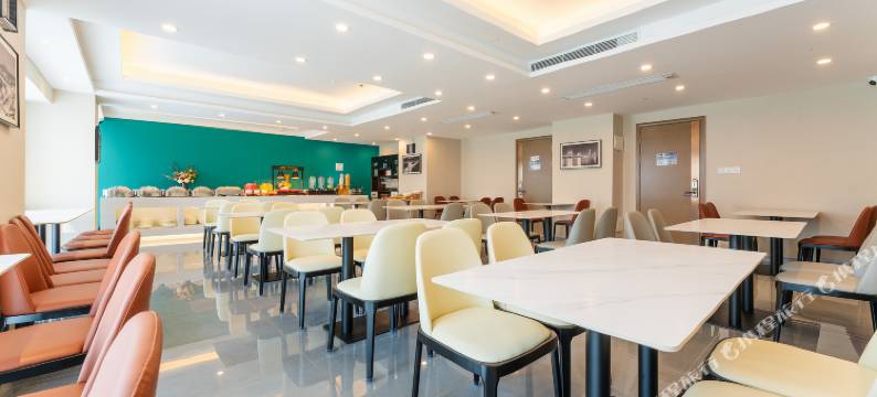 伯瑞湾滨江酒店公寓(珠海华发商都和环宇城店)图片