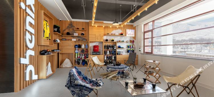 可可托海菲尼克斯(PHENIX)俱乐部酒店图片