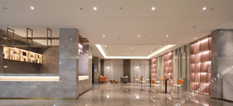 艺龙万国酒店(英山客厅温泉大道店)图片