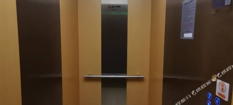 新郑港悦酒店(郑州航空港区双鹤湖中央公园店)图片