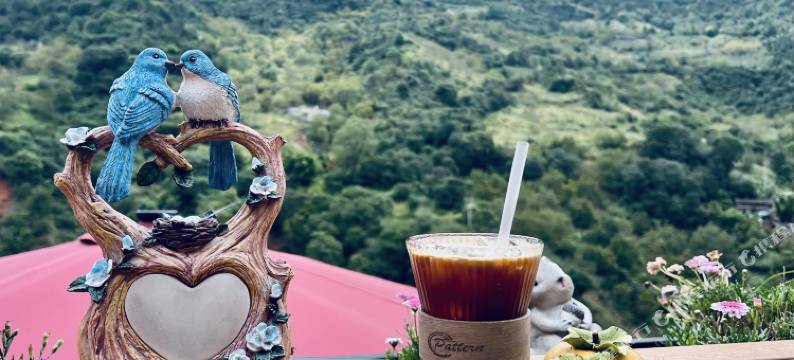 诺邓伴山小院客栈图片