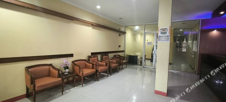 三宝垄新邦利玛酒店(Hotel Simpang Lima Semarang)图片