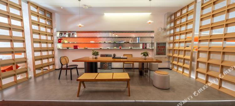 云际酒店(宣威火车站店)图片