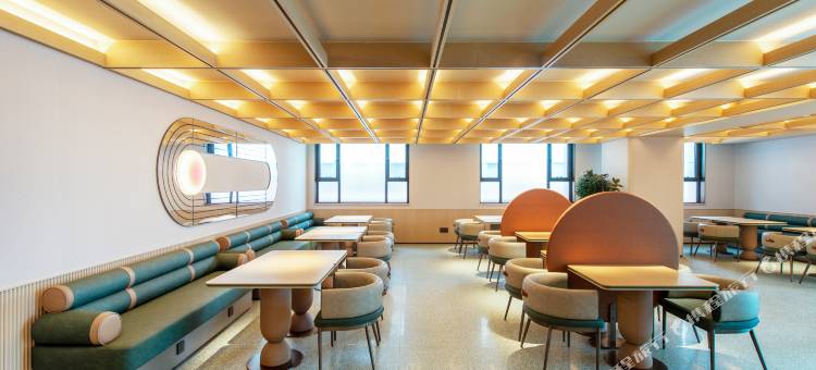 桔子酒店(喀什政务服务中心店)图片