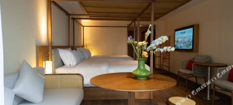 盐官潮乐之城灯影客栈图片