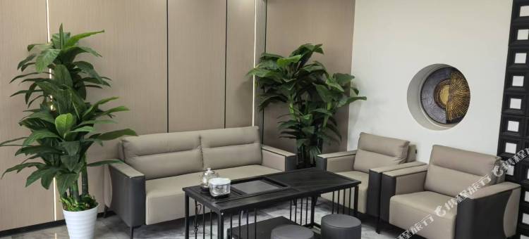 泊曼尼酒店图片