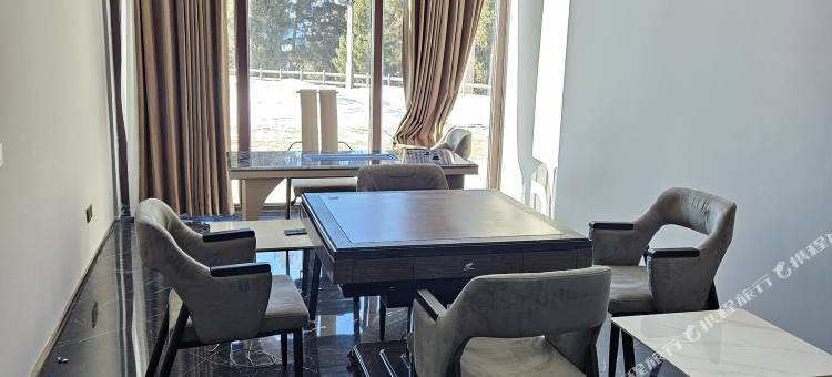 云龙栖大酒店(果子沟观景台店)图片