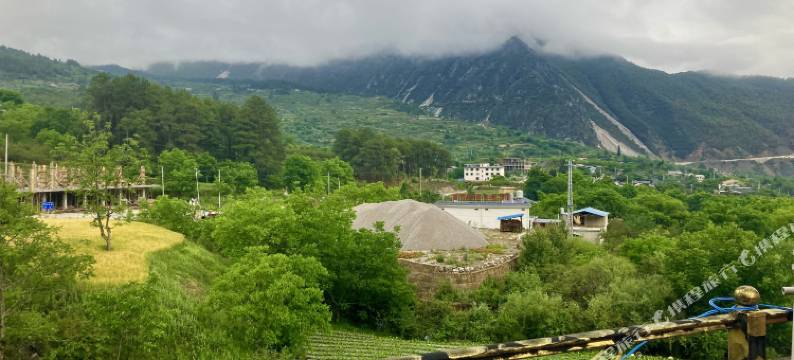 香格里拉哈巴悦来客栈图片