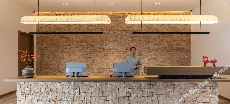 乌兰布统长调栖所度假酒店图片