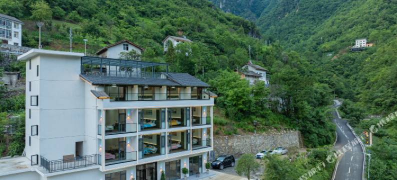 神农架南溪一梦民宿(木鱼镇店)图片