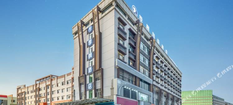 季枫国际酒店(呼伦贝尔阿荣旗王杰广场店)图片