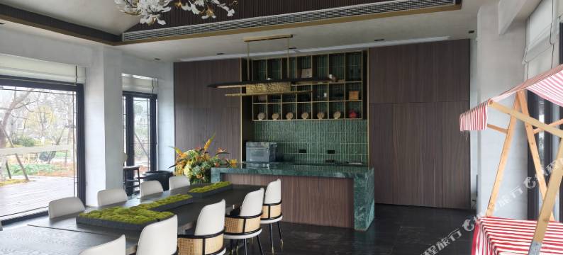 悦己·归野民宿(巴夫洛景区店)图片