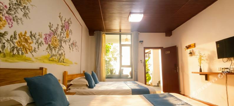 微醉Tsuki璃月丨茶文化民宿(大理古城洱海门店)图片