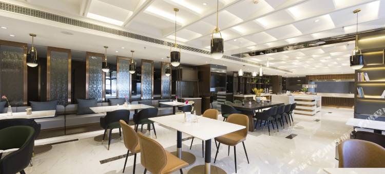 亚朵酒店(洛阳龙门高铁站市政府店)图片