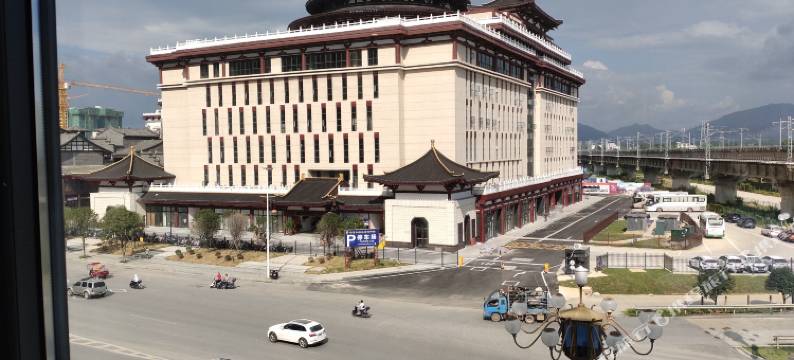 桂北风光大酒店(高铁北站中豪国际店)图片