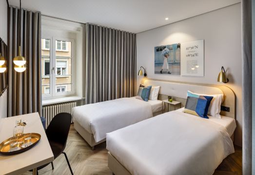 Hotel Felix Hotel Overview