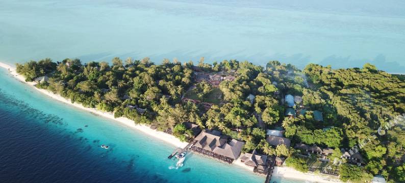马达京珊瑚礁潜水度假村(Mataking Reef Resort)图片