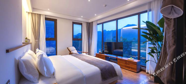 且慢·环山观景Life美宿(云台山岸上服务区店)图片