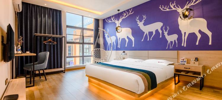 旅途精选酒店(曲靖小坡收费站店)图片