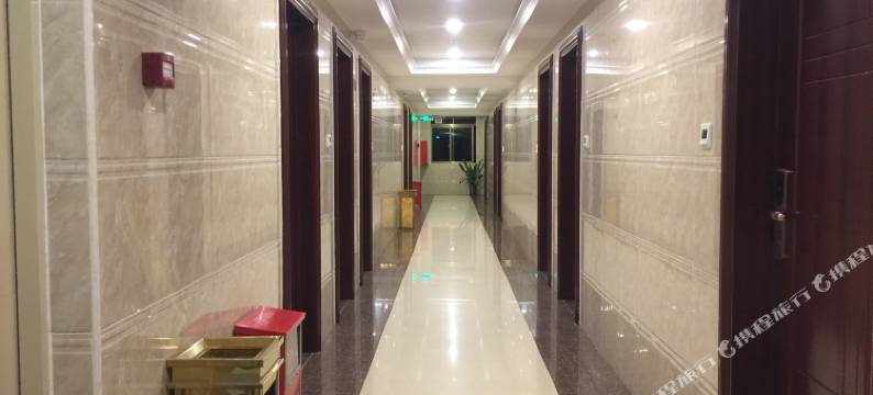 晶城商务酒店(佛山文昌塔店)图片