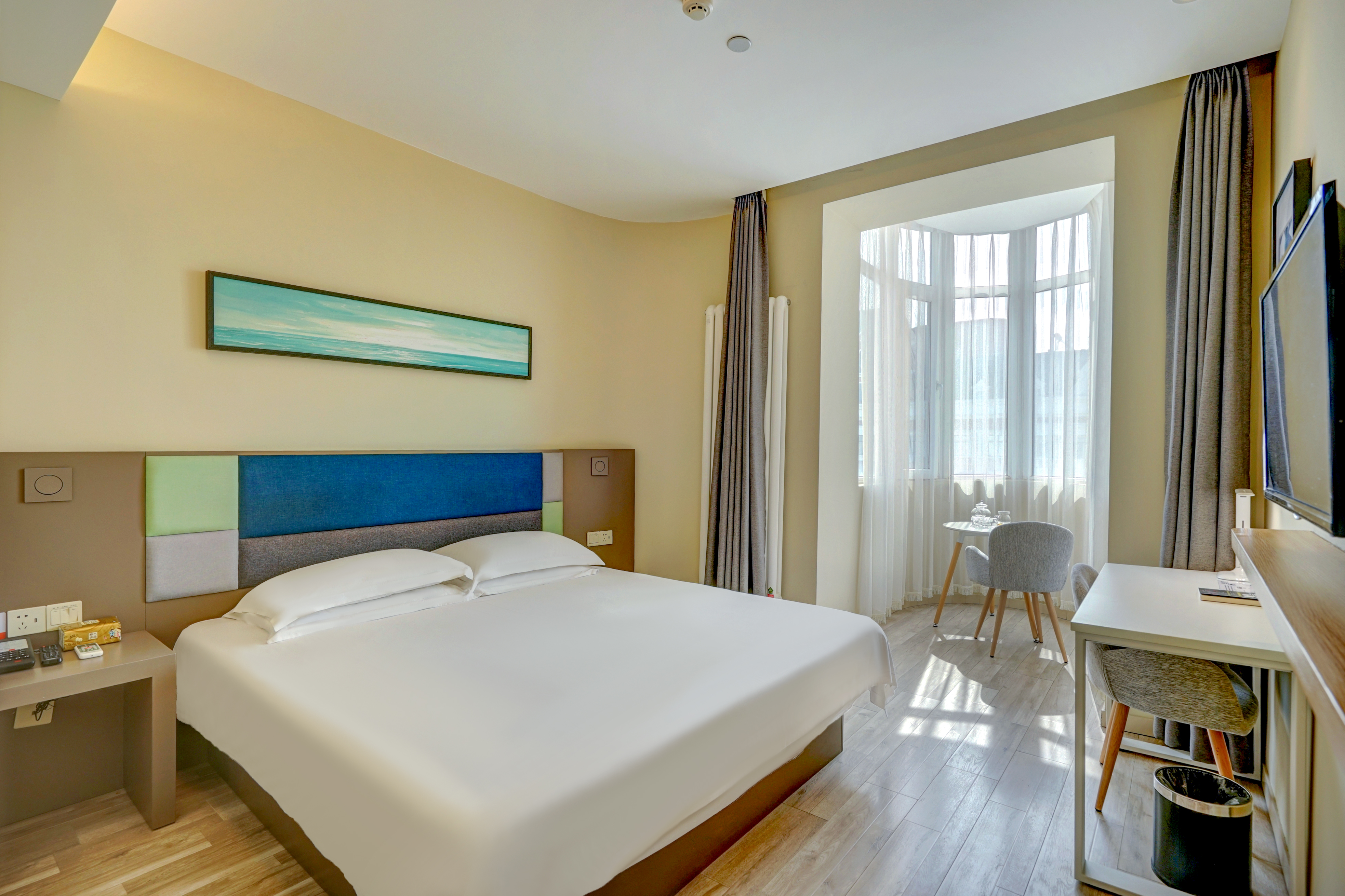 Homeinn Hotel . neo (Harbin Railway Station Xida Zhijie Gongda Subway Station) Over view