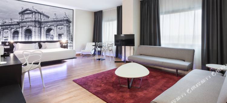 马德里机场T4 B&B酒店(B&B Hotel Madrid Aeropuerto T4)图片