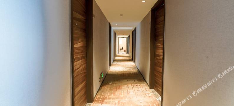 昆明小久河畔酒店(滇池风景区店)图片