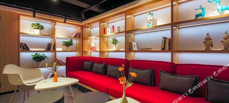 宜必思酒店(郑州东明路博览中心地铁站店)图片