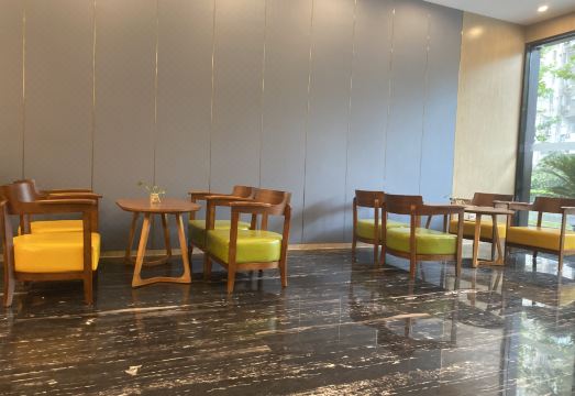 weiting hotel shanghai yan an West Road Subway sation shopHotel Overview