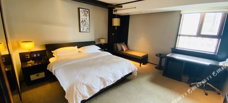 方正龙跃尊享酒店图片