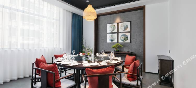 仟那酒店(新密市中强光年店)图片